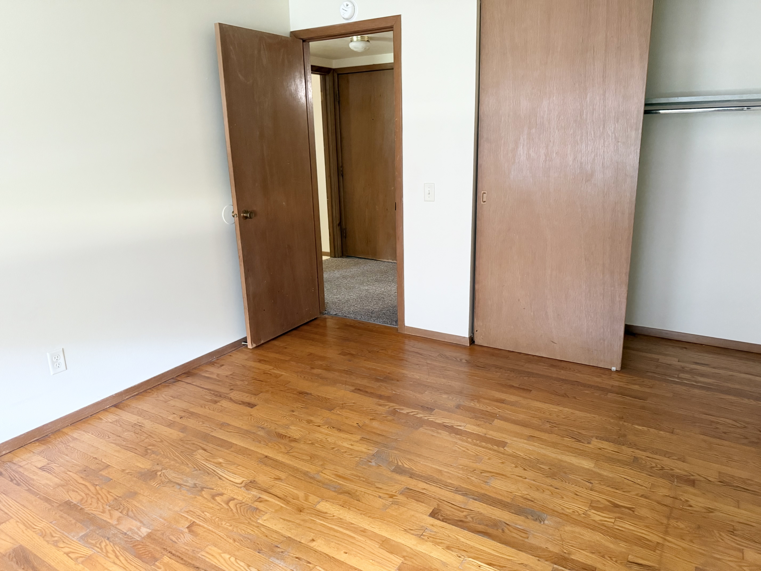 2080 Allen Boulevard - 9