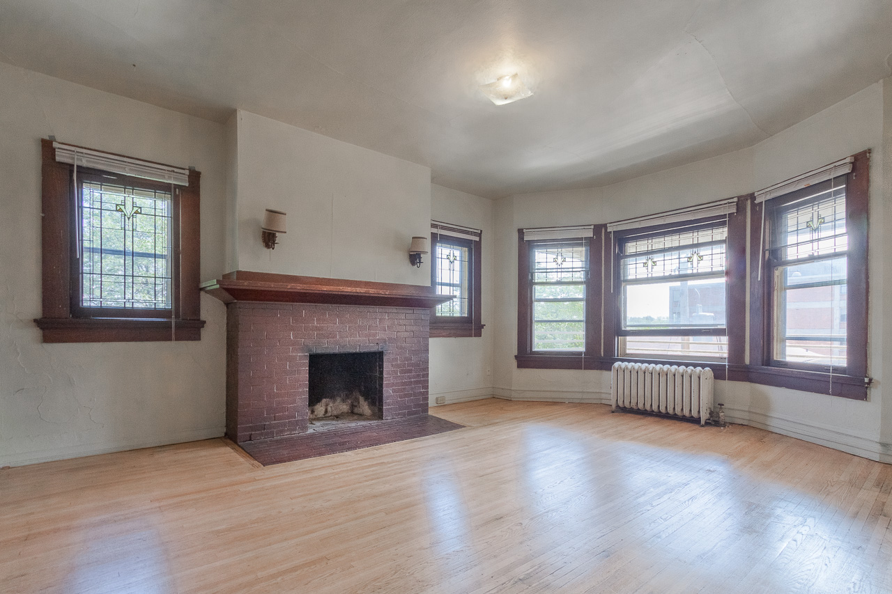 148-150 E Gorham St - 3F Room C