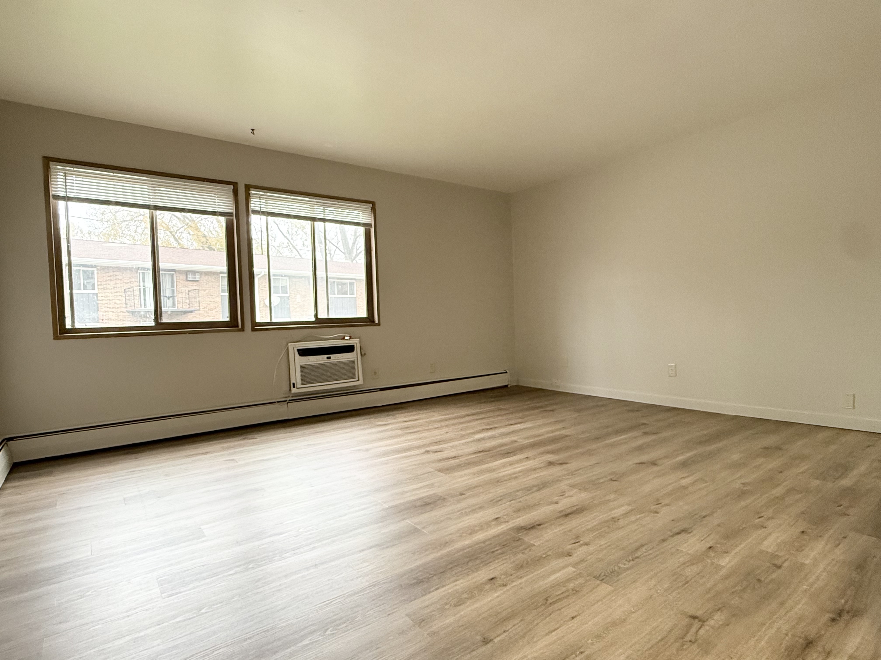 2080 Allen Boulevard - 4