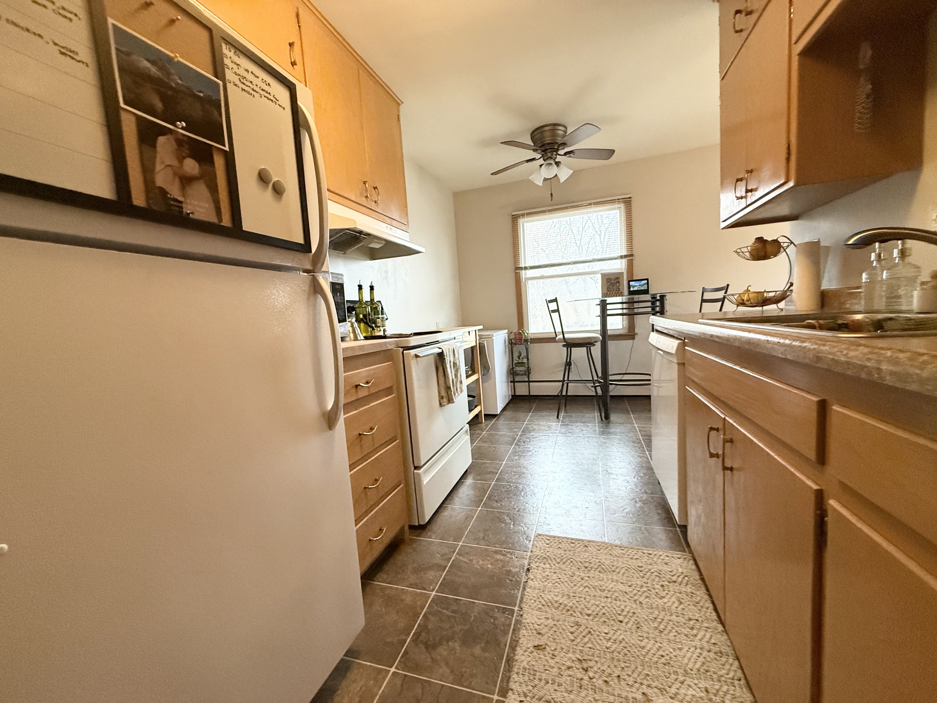 1655 Capital Ave - 4