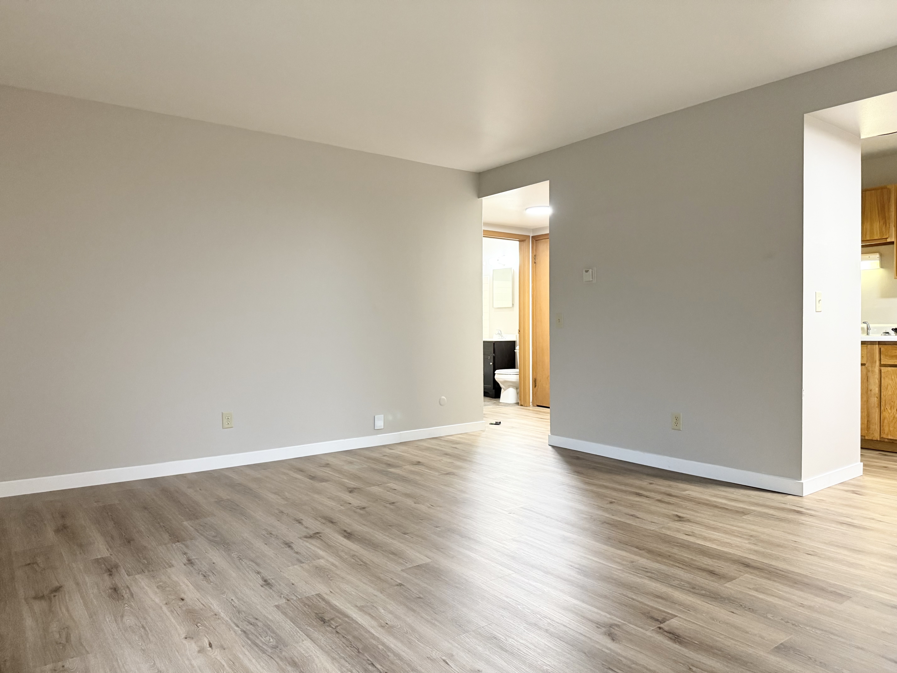 2080 Allen Boulevard - 2
