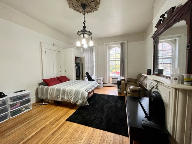215 N. Pickney Street - 215-3