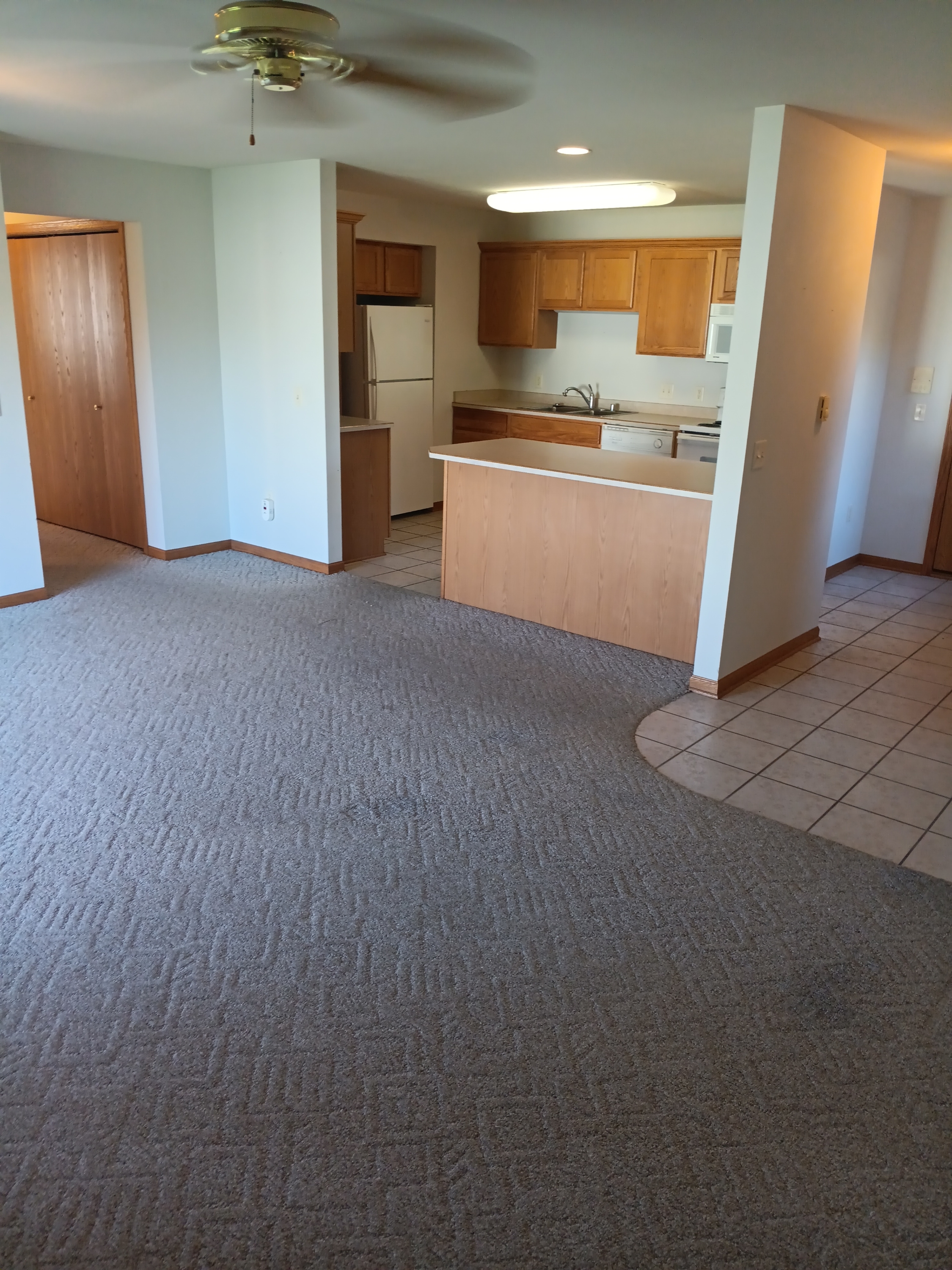 585 Kelvington Dr - 3