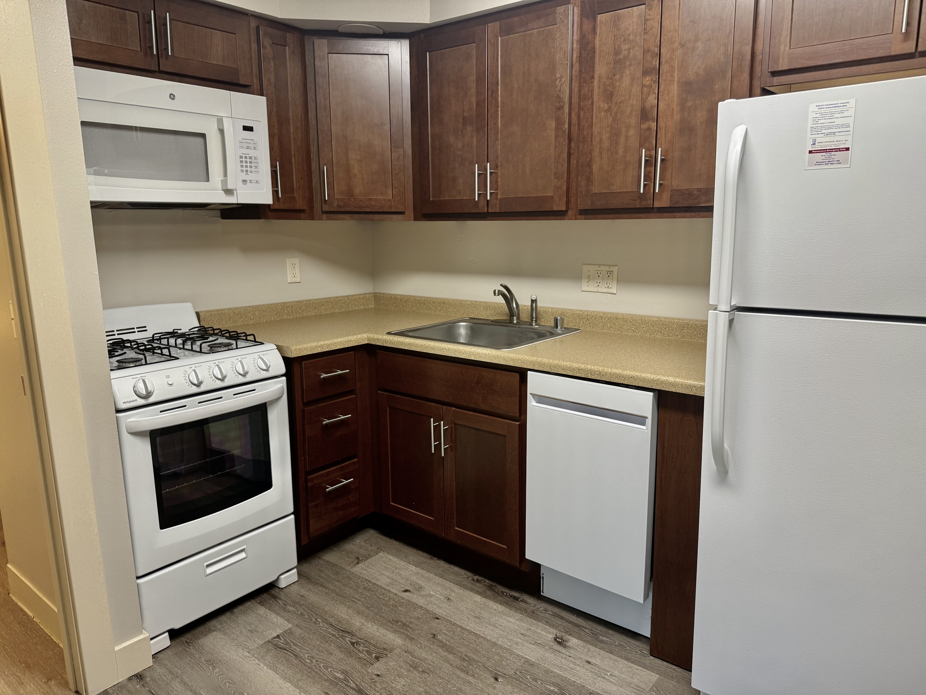 6509 University Avenue - 208